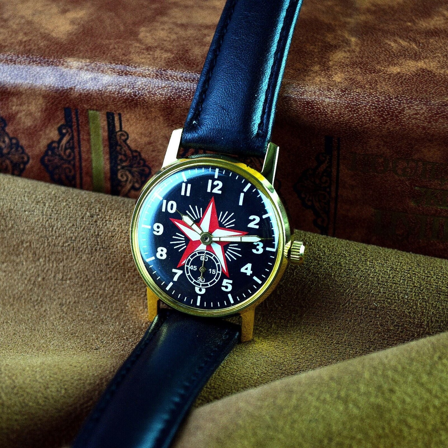 Vintage Military Watch Red Star USSR Pilot Aviation Mechanical Wristwatch Pobeda