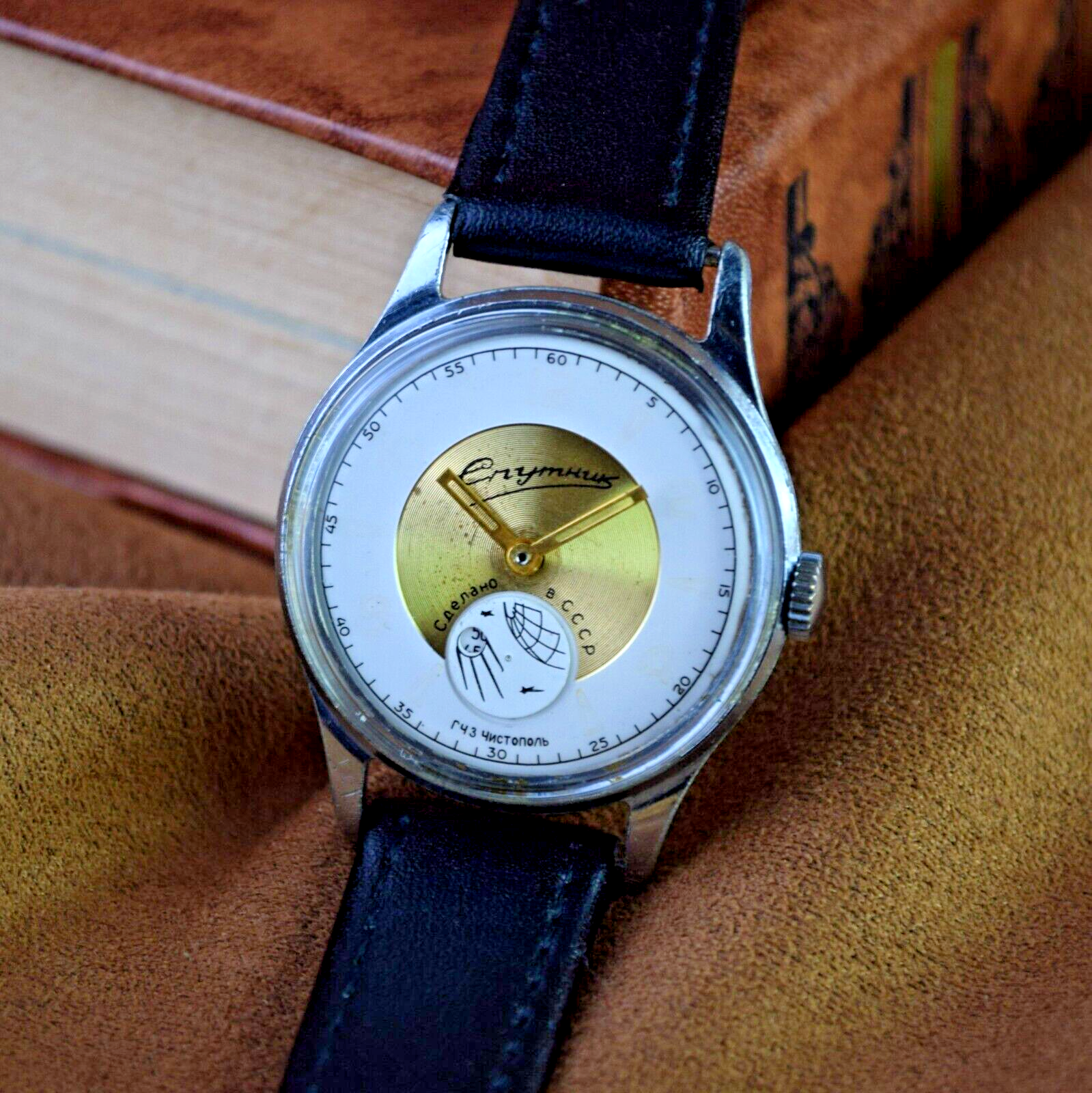 Vintage Watch Pobeda Space Sputnik Sturmanskie Rare Mens Wristwatch ZIM 2602