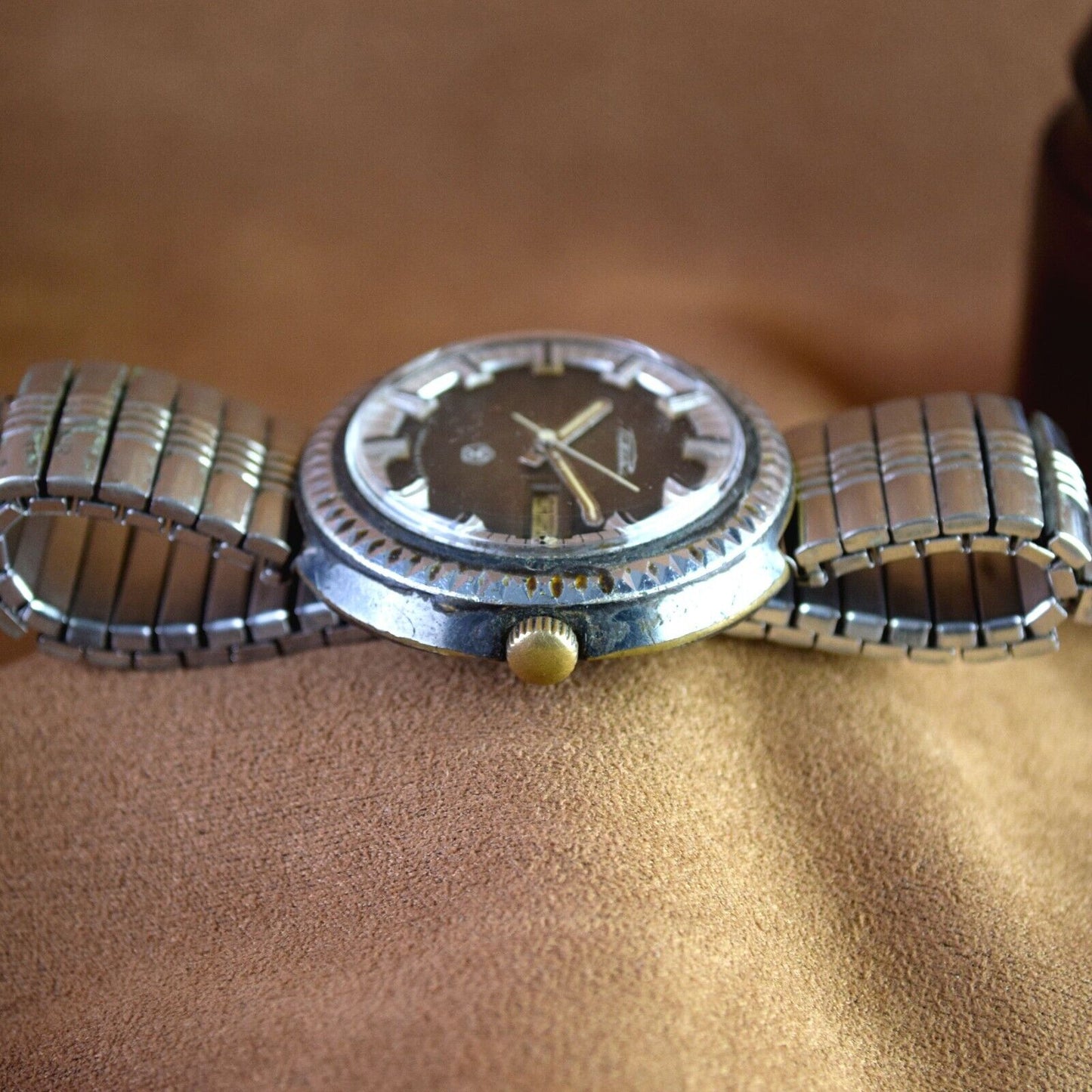 Soviet Watch Raketa UFO Mechanical Mens Wristwatch Cheburashka Watch Original