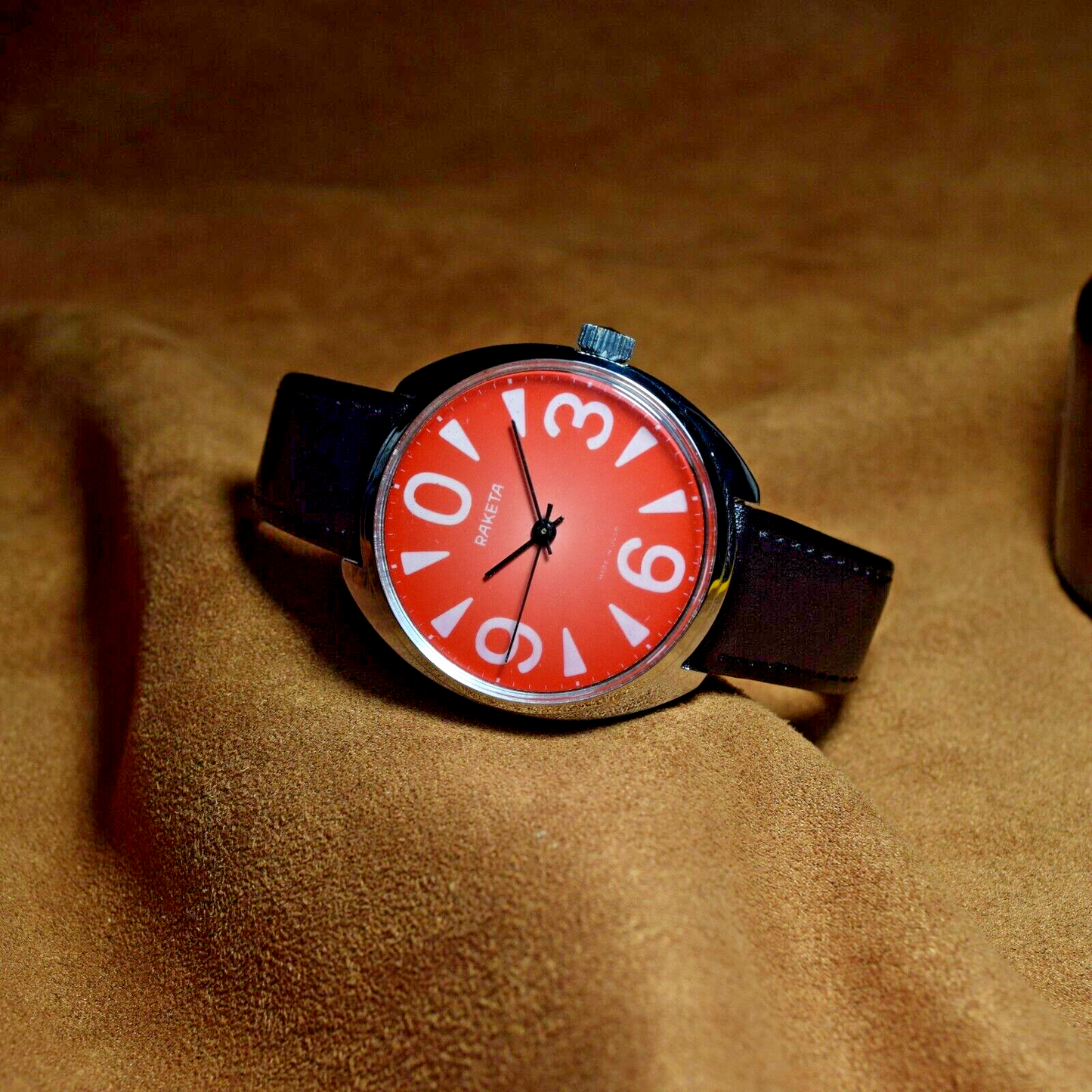 Soviet Watch Raketa BIG ZERO RARE Red Dial Vintage Mens Mechanical Wristwatch