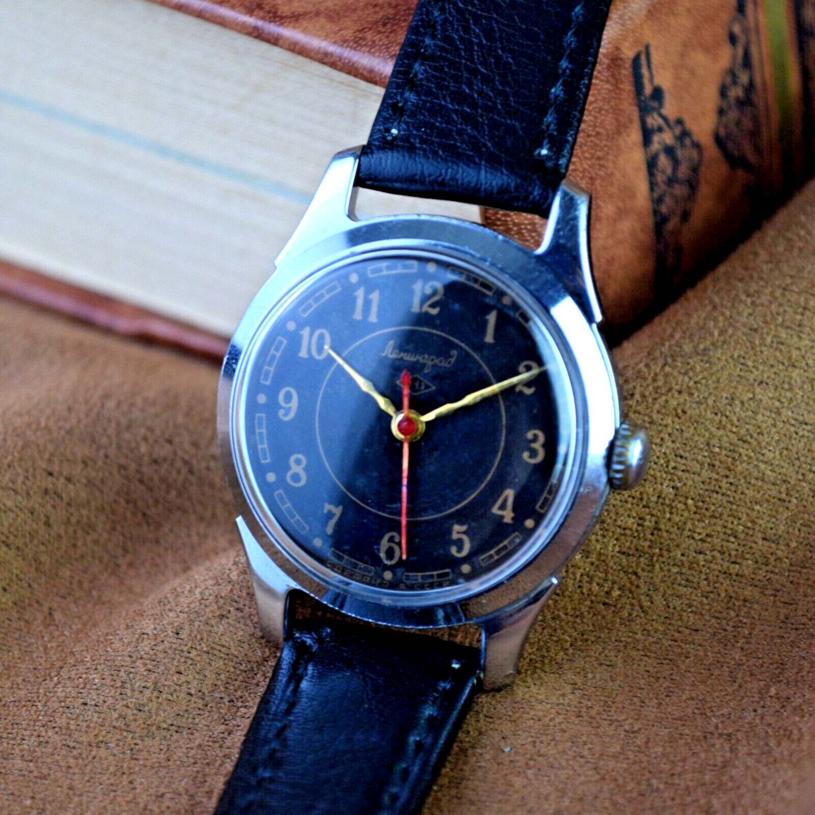 Vintage Watch Pobeda Leningrad Soviet Antique Mechanical Mens Wristwatch