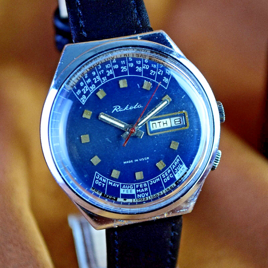 Soviet Watch RAKETA COLLEGE Perpetual Calendar Vintage USSR  Mechanical 2628 HA