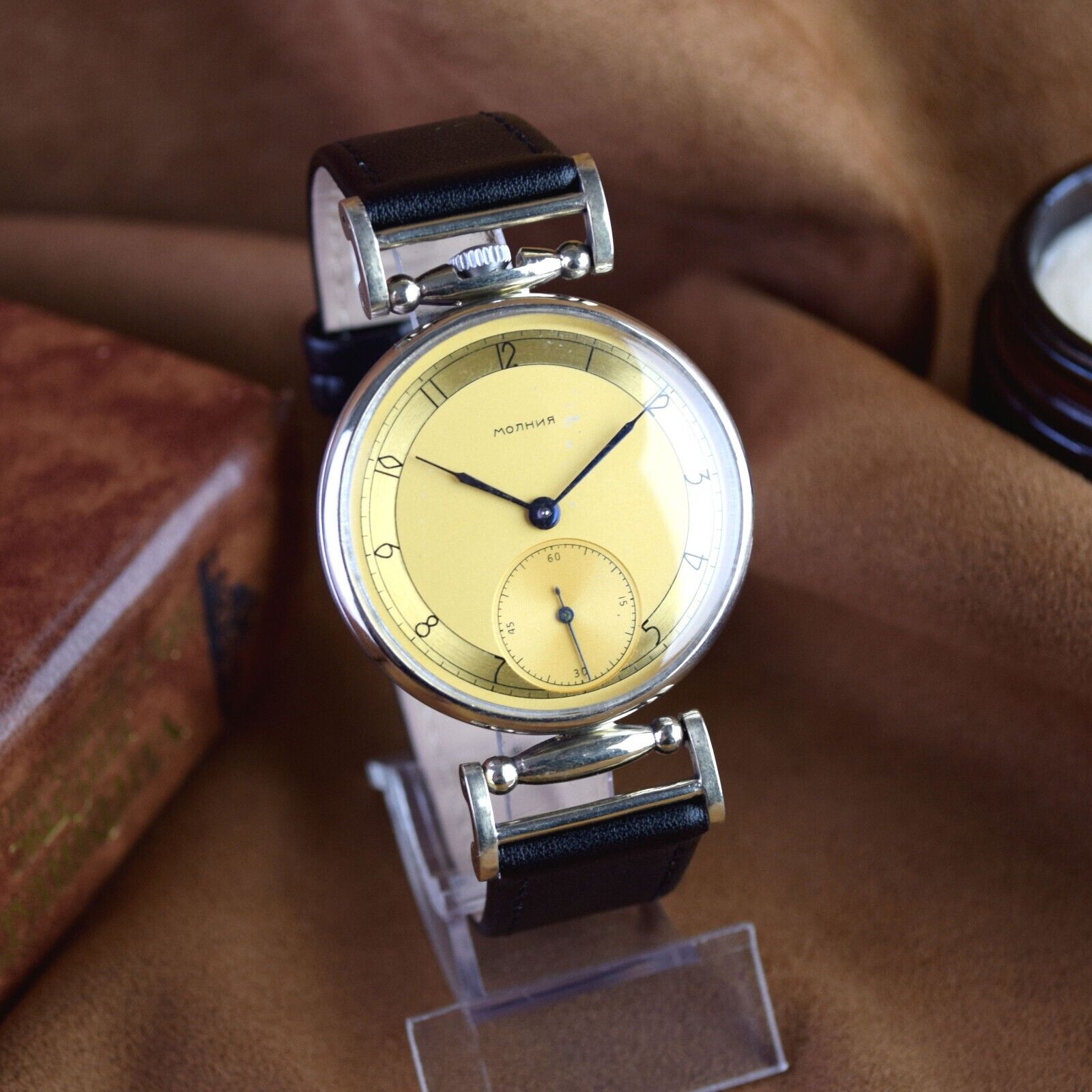 Vintage Wristwatch 3602 USSR MARRIAGE Classic Mens Watch Soviet Movement