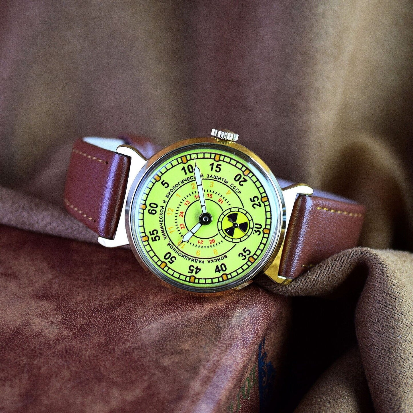 Soviet Vintage Wristwatch Pobeda Vintage ZIM Aviator Mens Military Wristwatch