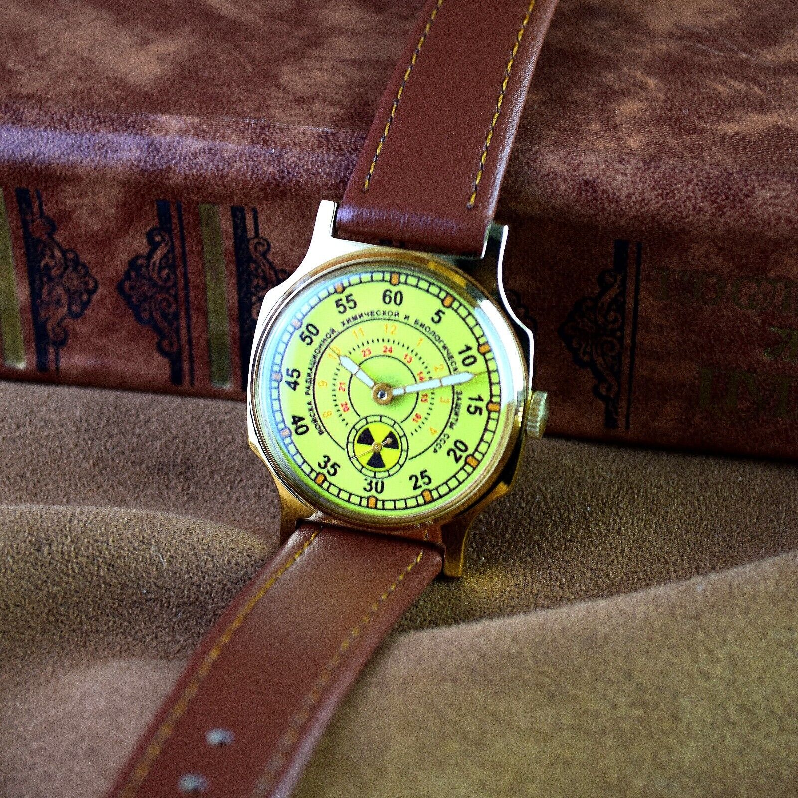 Soviet Vintage Wristwatch Pobeda Vintage ZIM Aviator Mens Military Wristwatch