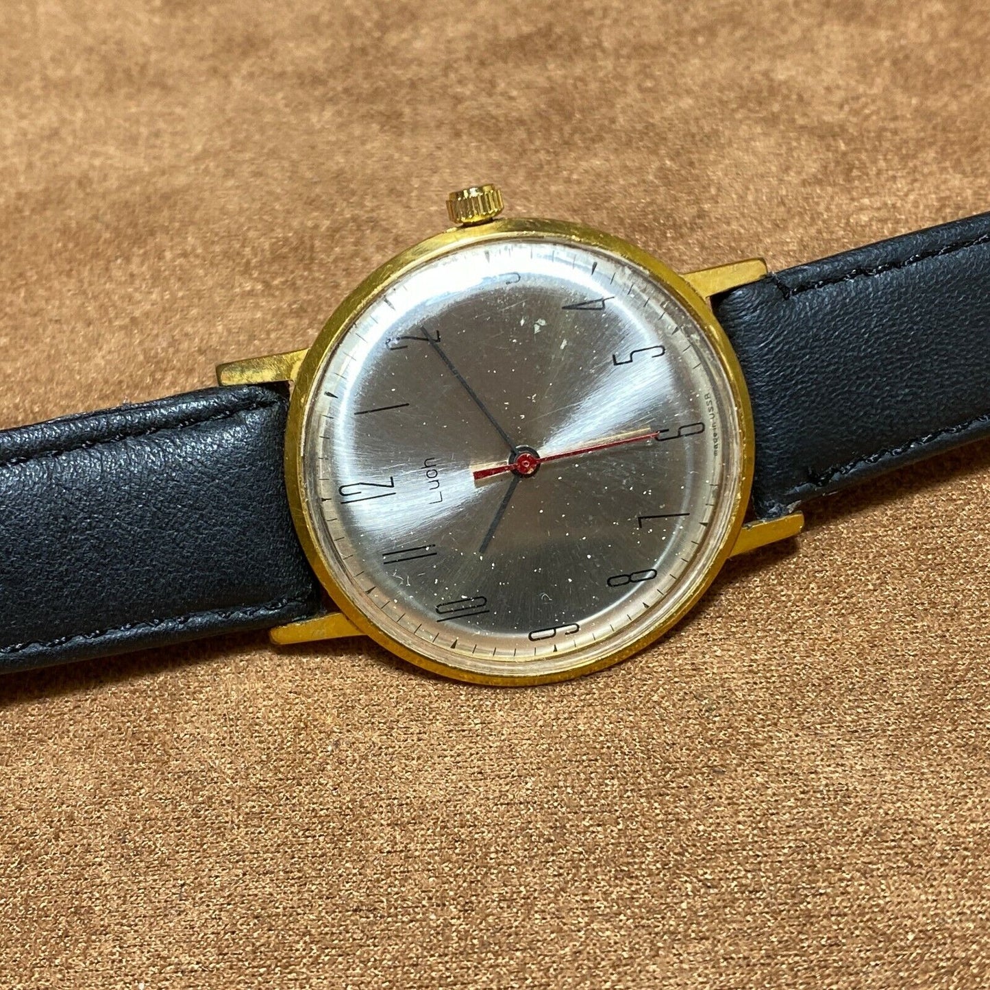 RARE Soviet Wristwatch Luch Slim Vintage Ultra Slim Soviet Mens Watch 23 Jewels