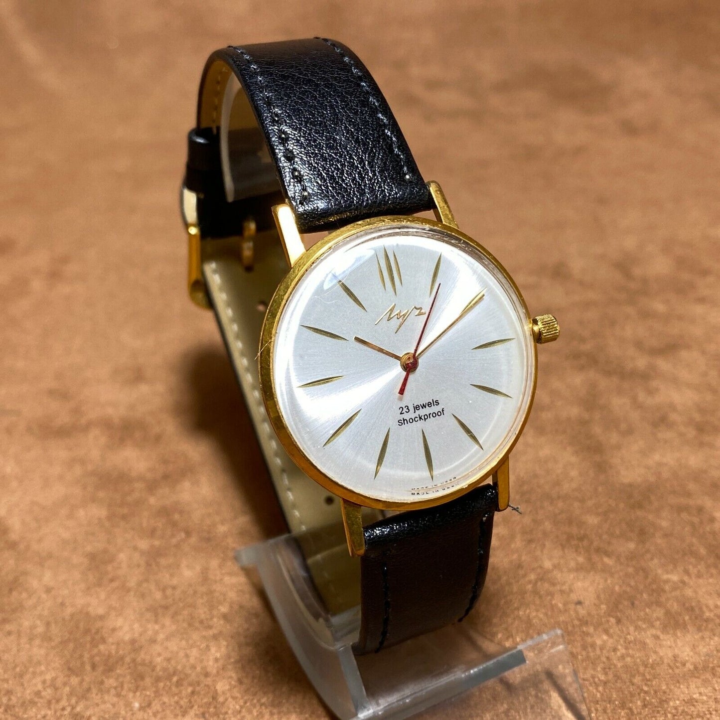 Vintage Luch Vimpel Cal. 2209 Vintage Ultra Slim Gold Soviet Watch 23 Jewels