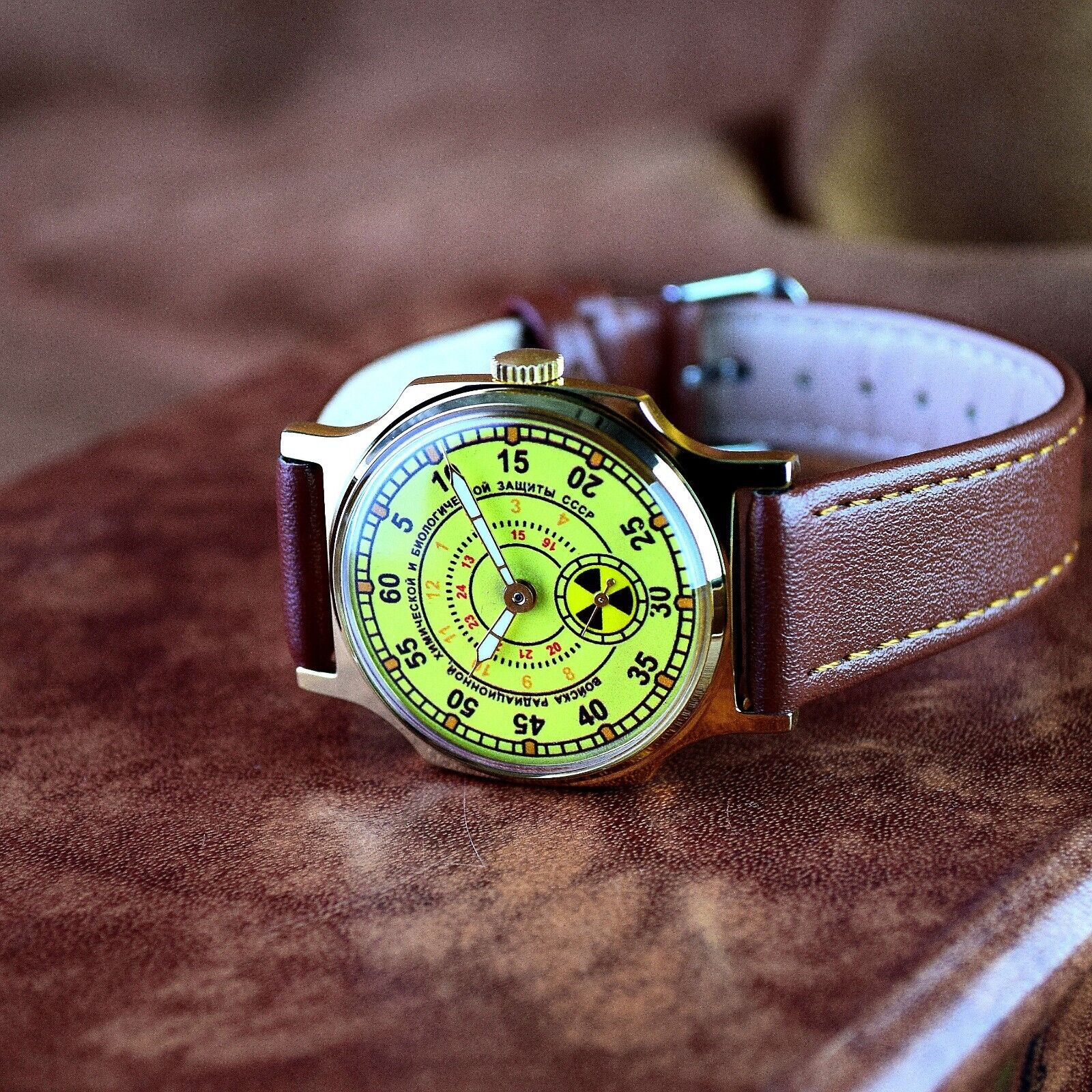 Soviet Vintage Wristwatch Pobeda Vintage ZIM Aviator Mens Military Wristwatch