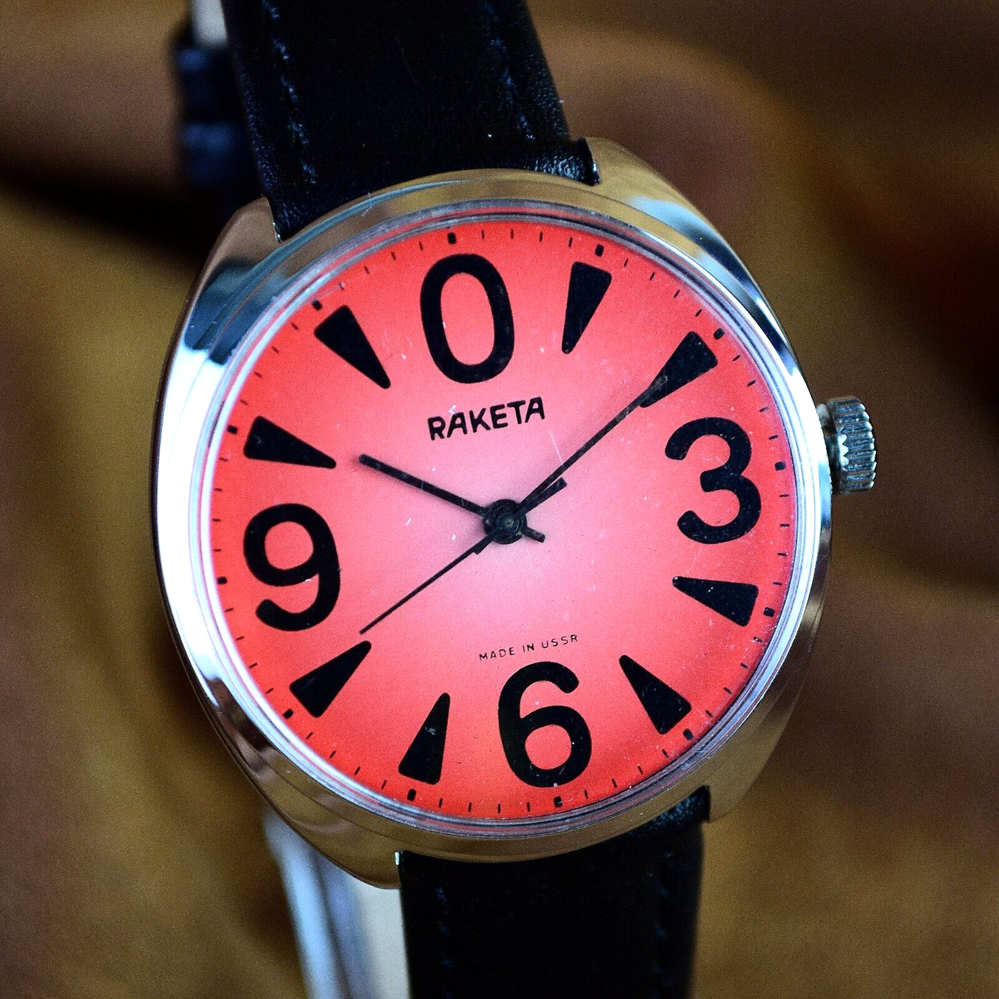 Soviet Watch Raketa BIG ZERO RARE Red Dial Vintage Mens Mechanical Wristwatch