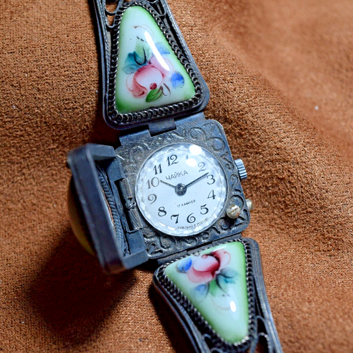 Vintage Ladies Watch CHAIKA HAND PAINTED PORCELAIN FLOWERS Women's Watch Chaika