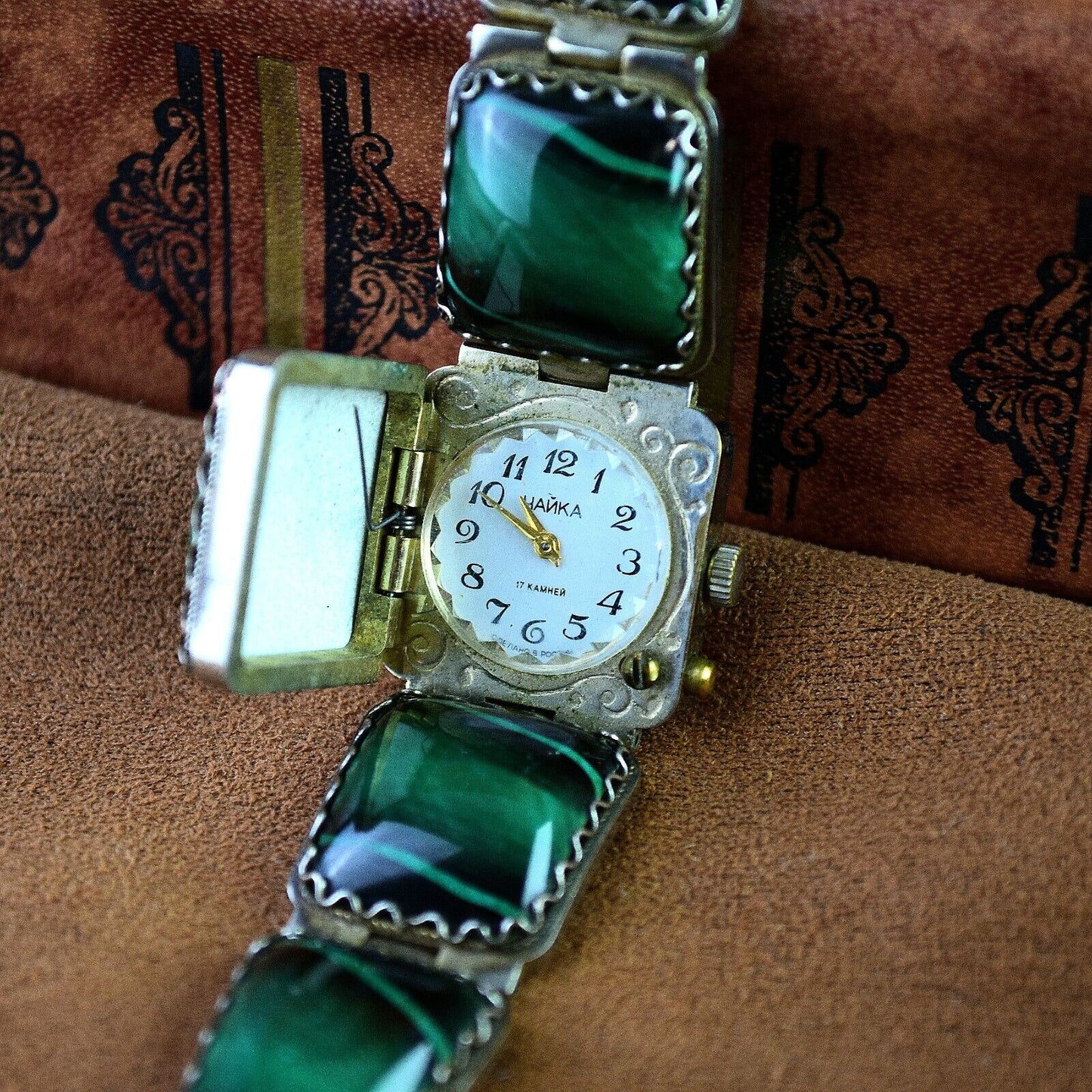 Soviet Ladies Wristwatch CHAIKA Colored Enamel Vintage Women's Watch Chaika