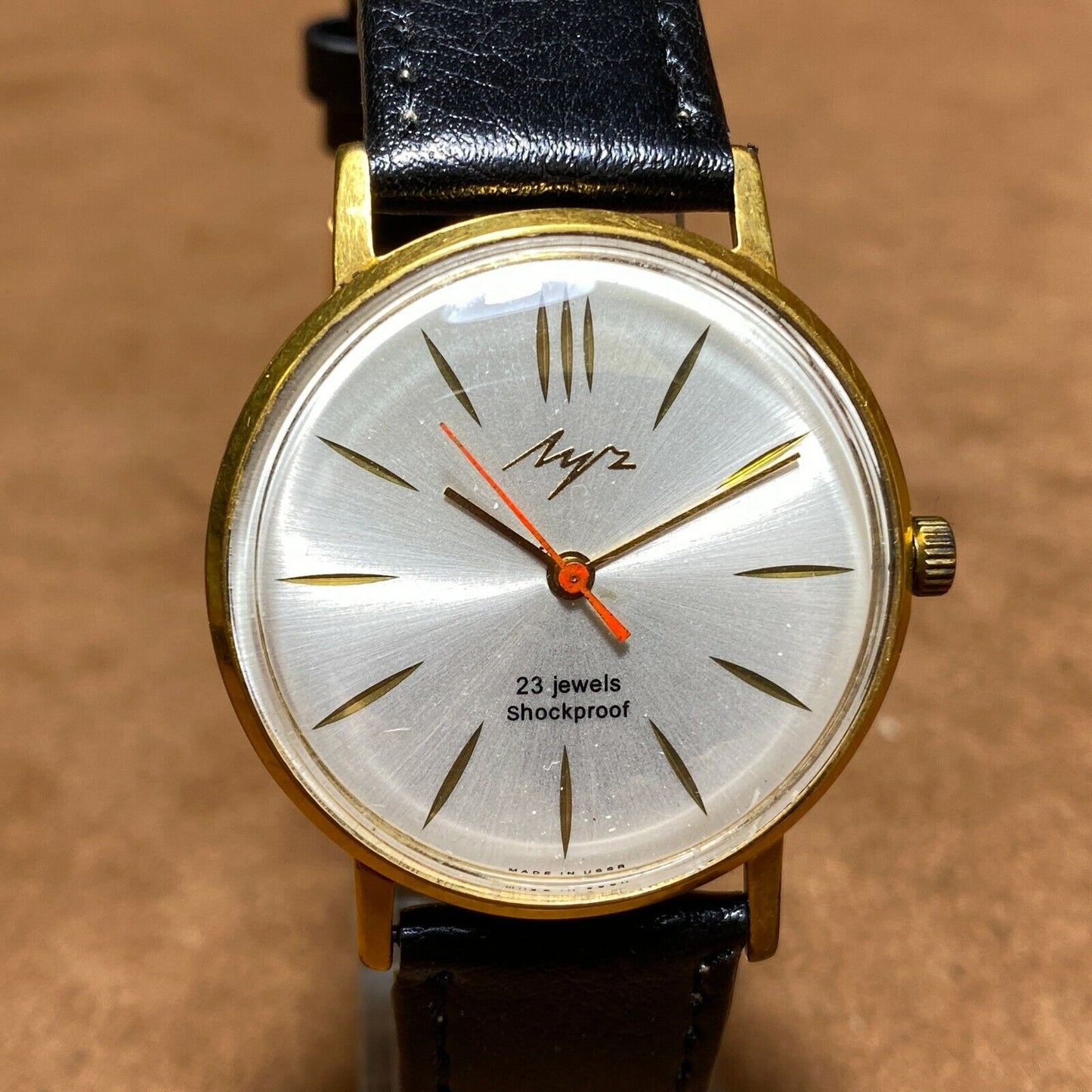 Soviet Vintage Watch Luch Mechanical 2209 Vintage Ultra Slim Watch 23 Jewels