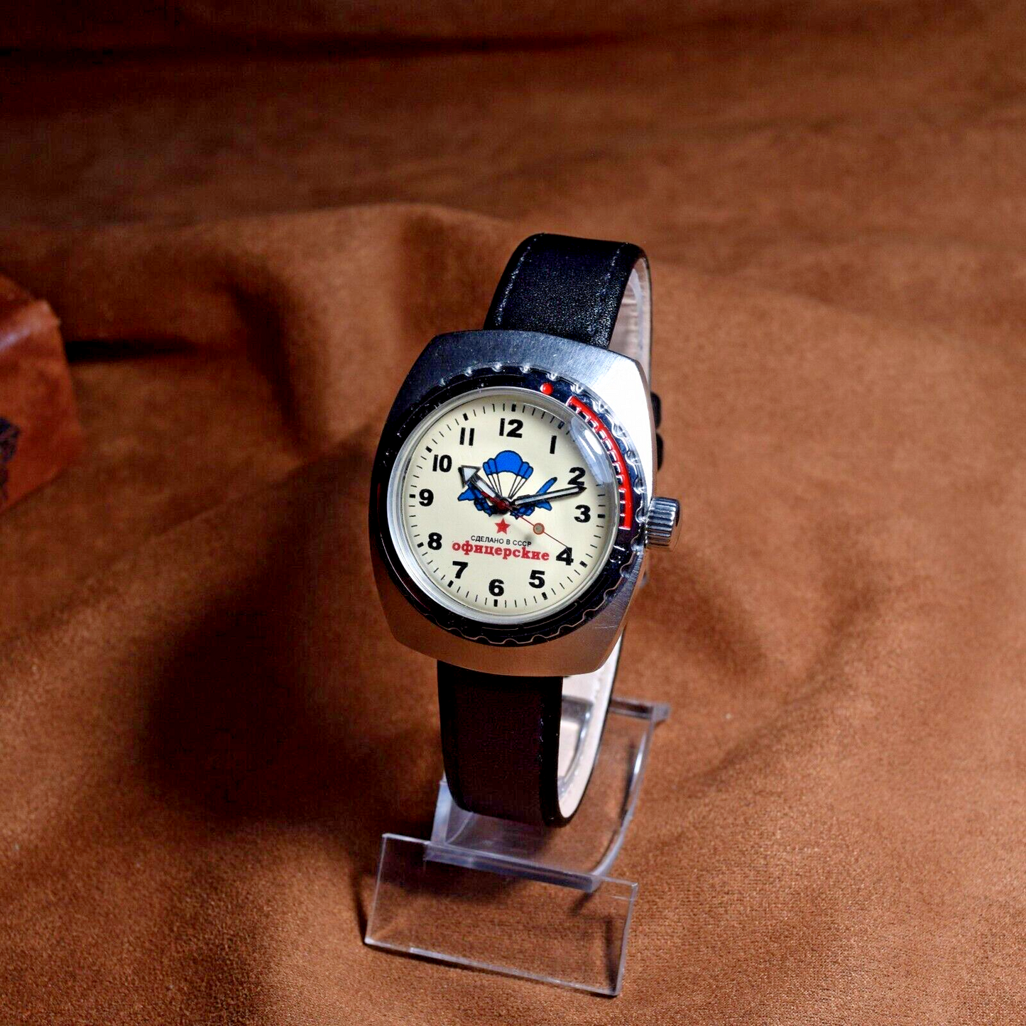Soviet Wristwatch VOSTOK AMPHIBIAN Officers Diver 200M VINTAGE WATCH USSR Watch