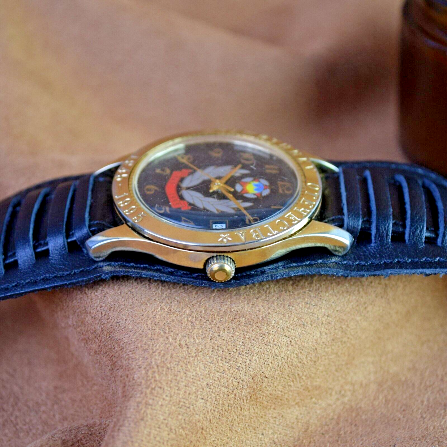 Soviet Wristwatch POLJOT 17 Jewels Mechanical Mens Watch Black Dial USSR Vintage